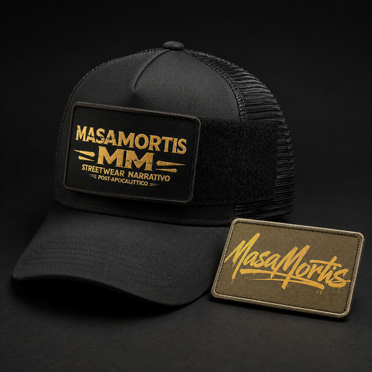 Cappello MasaMortis Taverna Edition con Patch Staccabile – Confezione con Gadget e Lettera di Ritrovamento